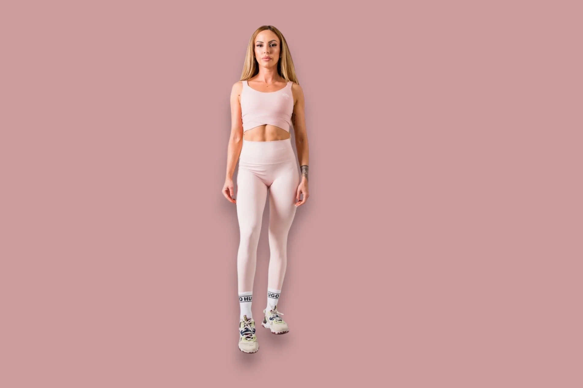 Sporten%20k%D0%BB%D0%B8%D0%BD%20Peachy